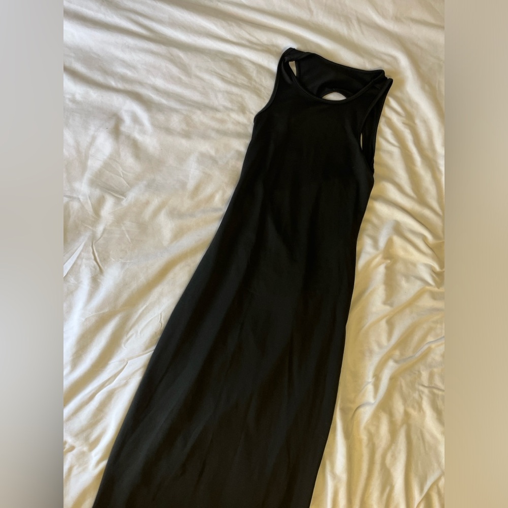 Simple & classy maxi dress